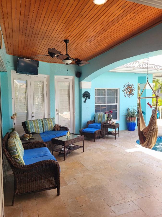 Cape Paradise B & B - Your Luxury Tropical Retreat เคปคอรัล ภายนอก รูปภาพ
